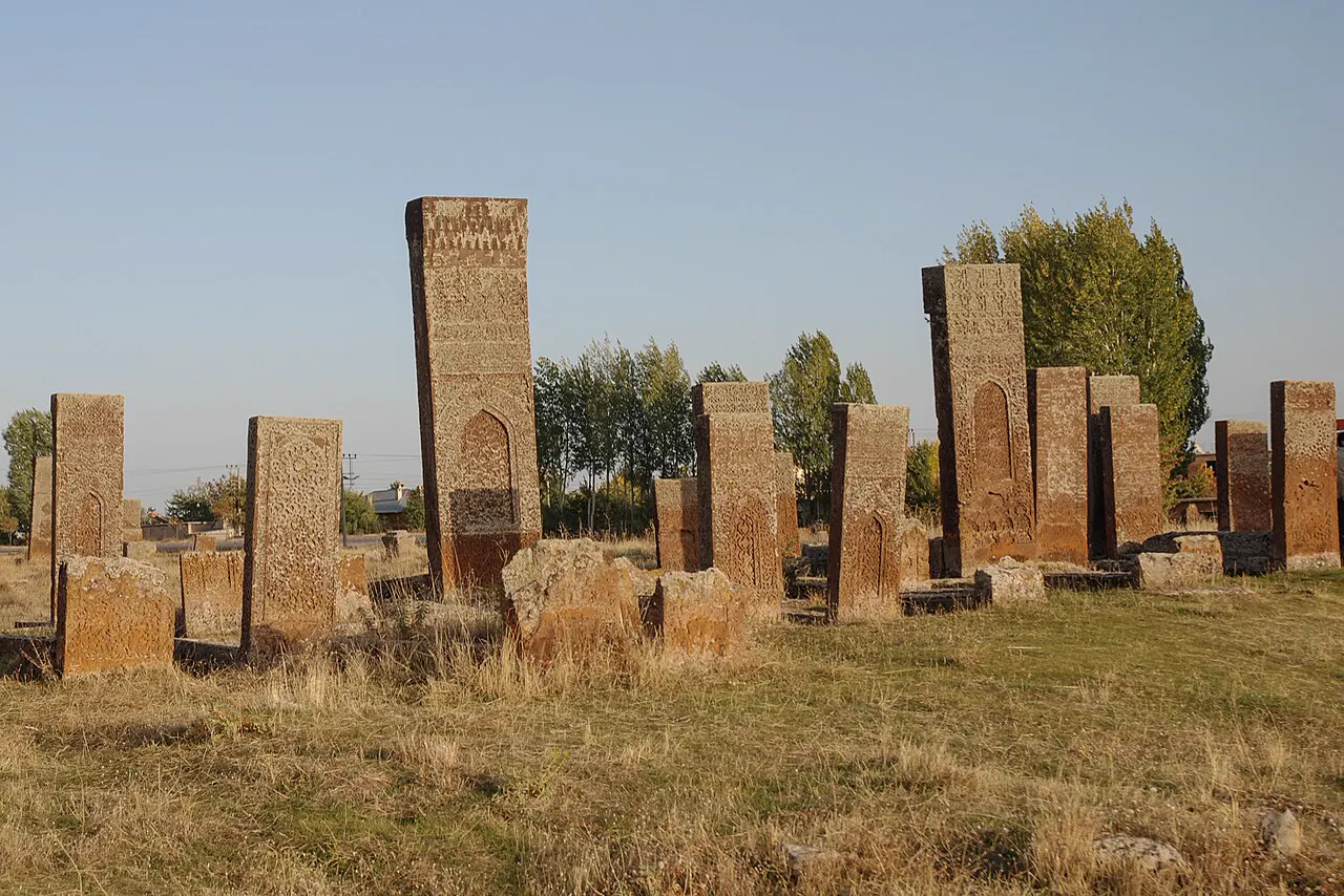 Ahlat Selçuklu Meydan Mezarlığı