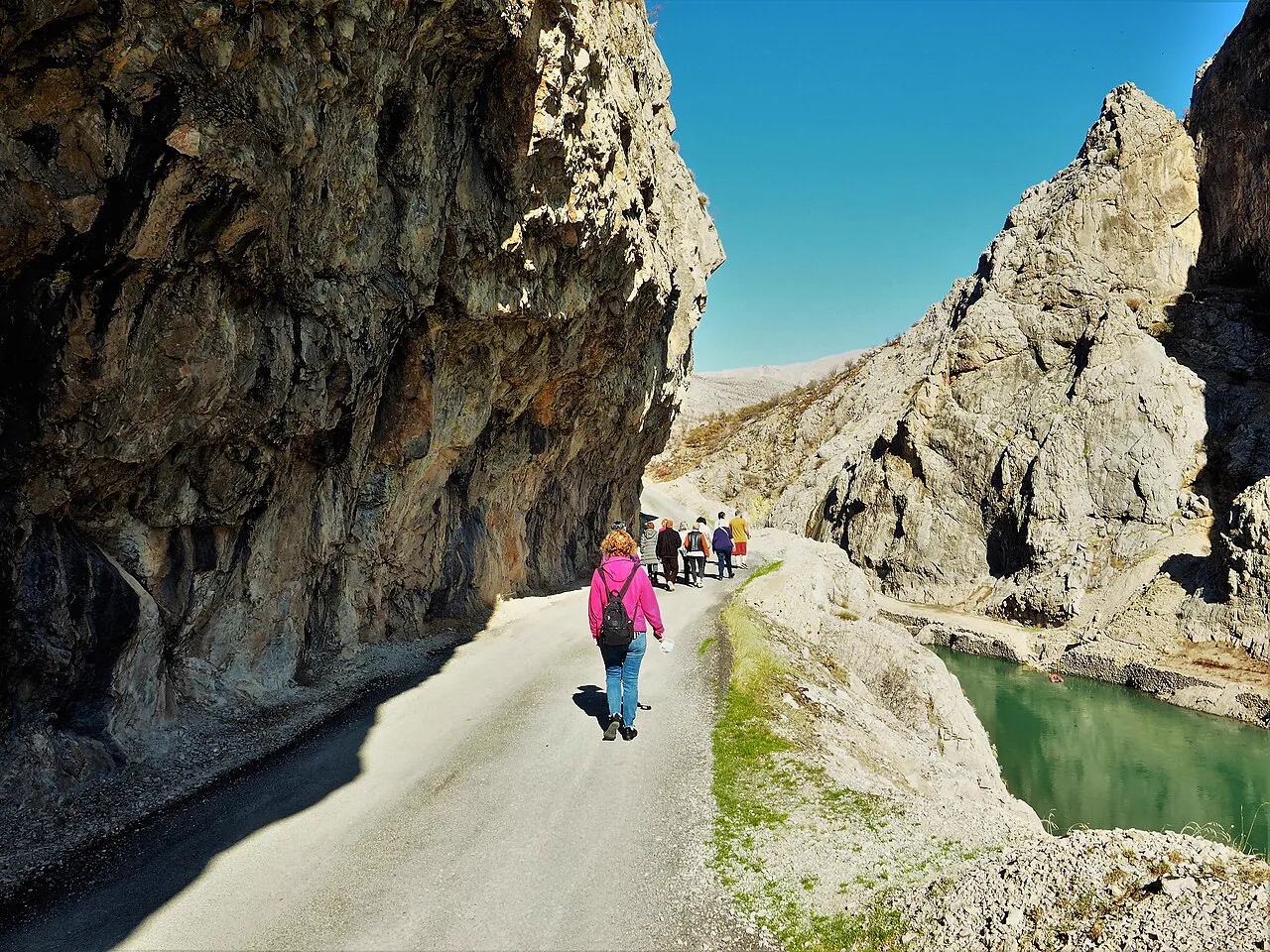 Kemaliye Taş Yol ve Karanlık Kanyon